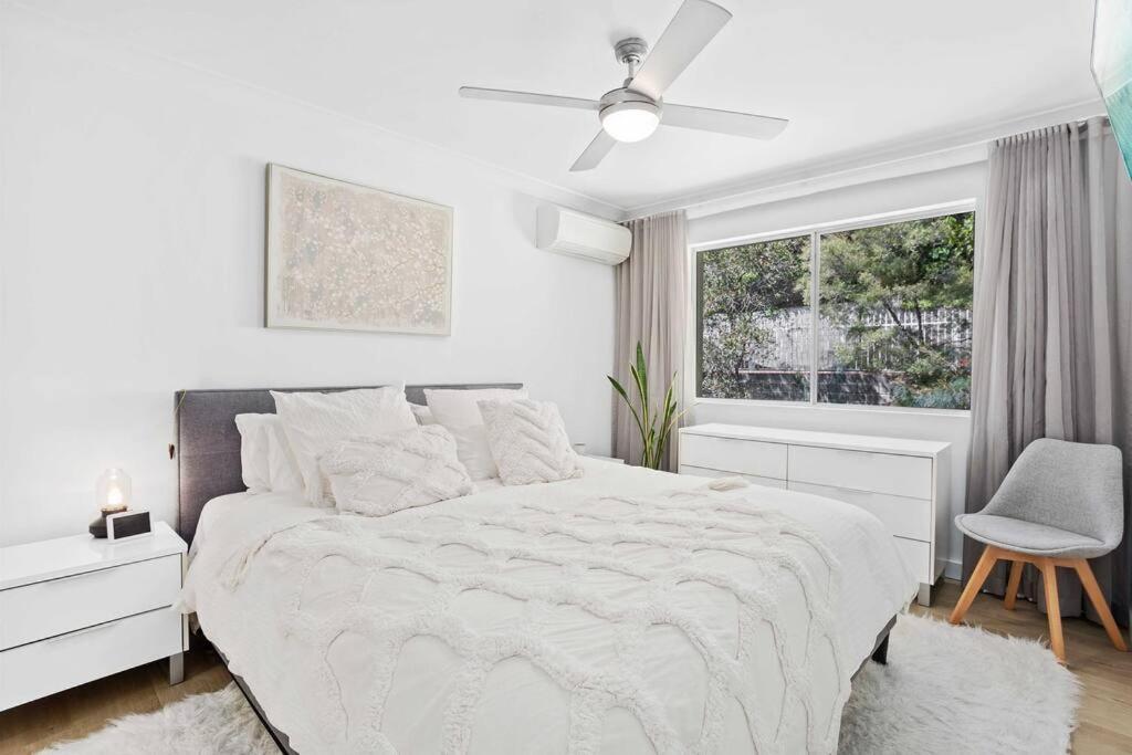 Hillside In The Heart Of Burleigh! *